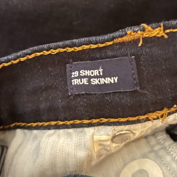 GAP True Skinny Dark Wash High Rise Stretch Jeans - Picture 6 of 7